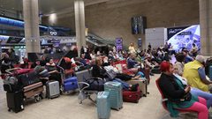 عدة دول تجلي رعاياها من إسرائيل