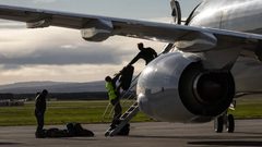 إرسال سفينتين بريطانيتين ومسيّرتين ألمانيتين لإسرائيل