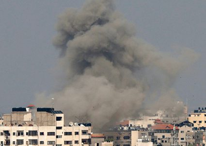 غارات مكثفة على مناطق متفرقة من غزة