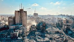 لقطات توثق أحياء سكنية دمرت بأكملها في غزة بعد الغارات الإسرائيلية