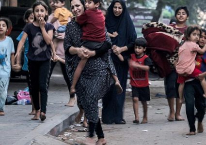 بوريل: دعوة إسرائيل لإجلاء سكان شمال غزة "مستحيلة تماما"