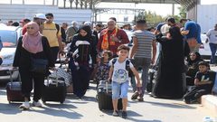 مصر ترفض خروج الرعايا الأجانب من غزة بدون اتفاق شامل