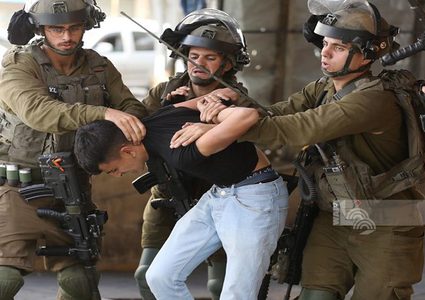 الاحتلال يعتقل ٥ مواطنين في القدس