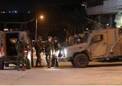 الاحتلال يغلق المداخل الفرعية لقرية بيرين جنوب شرق الخليل