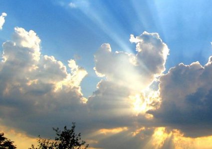 الطقس: أجواء غائمة جزئيا إلى باردة والحرارة أقل من معدلها العام