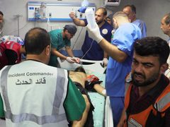 استشهاد 7 من أفراد الدفاع المدني في غزة جراء قصف الاحتلال