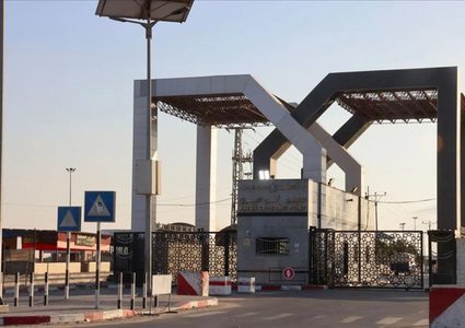 مصادر فلسطينية وإغاثية تنفي إعلامها بقرار تشغيل معبر رفح