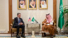 السعودية تُطالب بوقف فوري لإطلاق النار ورفع الحصار عن قطاع غزة