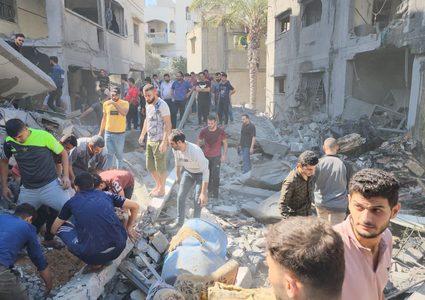 قصف منزل عائلة حبوش في غزة  12 شهيدا وإصابة العشرات والبحث عن مفقودين