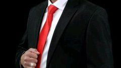 الاحتلال يعتقل مواطنا من العيزرية شرق القدس