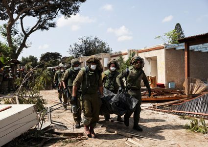 جيش الاحتلال:  303 من الجنود والضباط قتلوا في عملية "طوفان الأقصى"