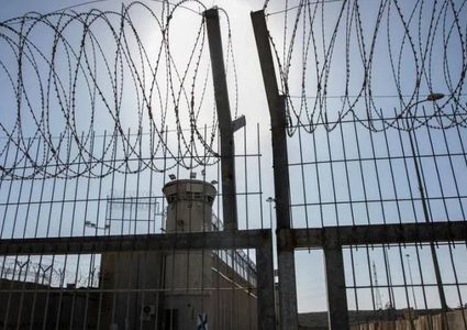 المعتقل سامي جرادات من جنين يدخل عامه الـ21 في سجون الاحتلال