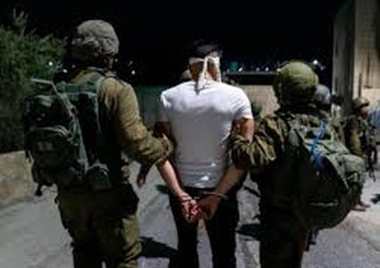 الاحتلال يعتقل شابين من القدس