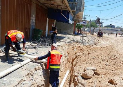 سلطة المياه تنهي التمديدات اللازمة لإيصال المياه إلى مناطق جديدة في خان يونس