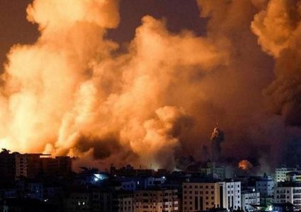 شهداء وإصابات في قصف لطيران الاحتلال وسط وجنوب قطاع غزة