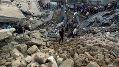 المتحدث باسم الهلال الأحمر: الواقع في غزة كارثيّ ونحذر من خطورة تفشي الأمراض