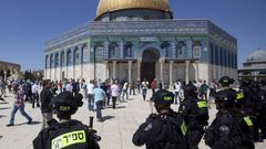 مستوطنون يقتحمون "الأقصى" وشرطة الاحتلال تمنع الطلبة من الوصول إلى مدارسهم