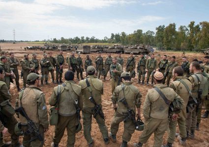 وزير جيش الاحتلال: العملية البرية في غزة يجب أن تكون الأخيرة