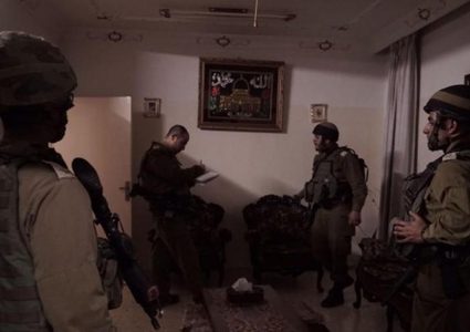 الاحتلال يقتحم بلدة زواتا ويفتش منازل