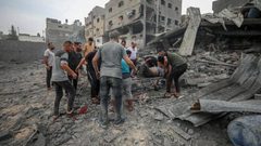 20 شهيدا على الأقل ومصابون في قصف على عمارة سكنية غرب مدينة غزة