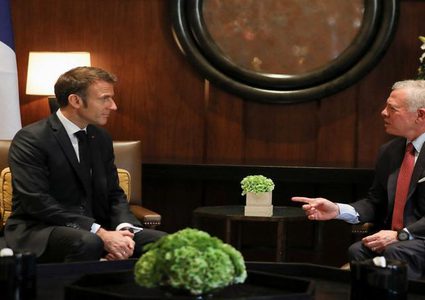 العاهل الأردني للرئيس الفرنسي: وقف العدوان على غزة ضرورة قصوى