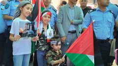 وقفة في مستشفى ثابت ثابت لجميع المؤسسات الحكومية تنديدًا بالعدوان على غزة