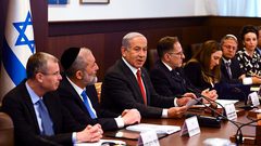 صحفي إسرائيلي: خياران أمام حكومة نتنياهو وكلاهما صعب