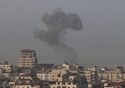 طائرات الاحتلال تشن سلسلة غارات على مناطق متفرقة من قطاع غزة