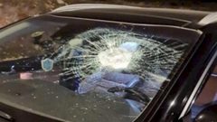 مستوطنون يهاجمون المواطنين ويطلقون الرصاص صوب مركبة أحدهم بمسافر يطا