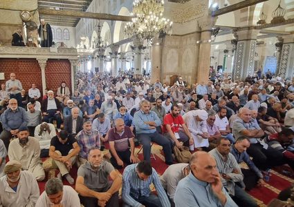 5 آلاف مواطن فقط يؤدون صلاة الجمعة في المسجد الأقصى بسبب إجراءات الاحتلال