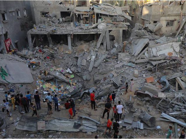 13 شهيدا وعشرات الجرحى والمفقودين في قصف استهدف منزلين في غزة وبيت لاهيا