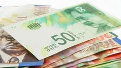 أسعار صرف العملات لليوم الاثنين