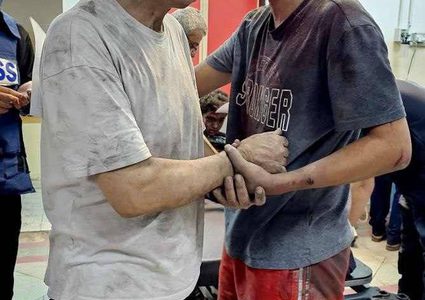 إصابات جراء غارات الاحتلال المكثفة على مناطق شمال غزة.