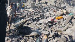 صور من المجزرة الإسرائيلية في الفالوجا قبل قليل