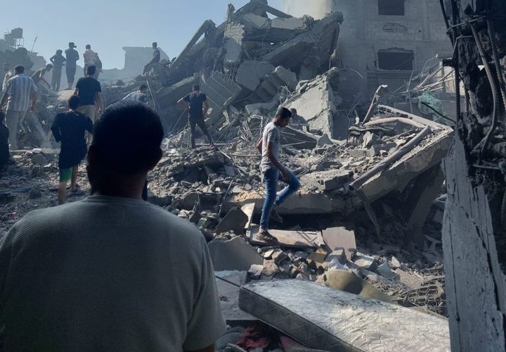 صور من المجزرة الإسرائيلية في الفالوجا قبل قليل
