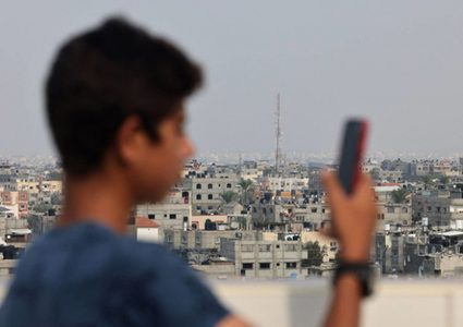 الاحتلال يقطع الاتصالات مجددا عن قطاع غزة