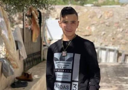 نابلس: استشهاد طفل متأثرا بإصابته برصاص الاحتلال في قرية زواتا