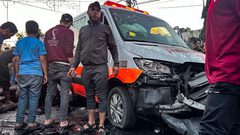 جيش الاحتلال يرتكب مجزرة بمجمع الشفاء الطبي ويعترف بقصف سيارة إسعاف