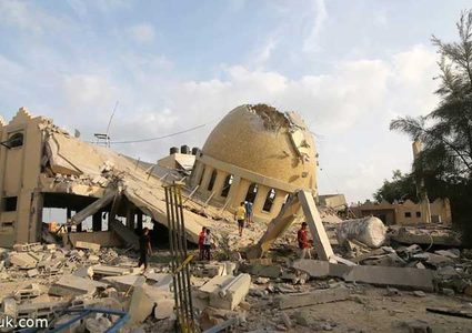 الغارات الإسرائيلية دمرت 3 مساجد في غزة منذ الصباح