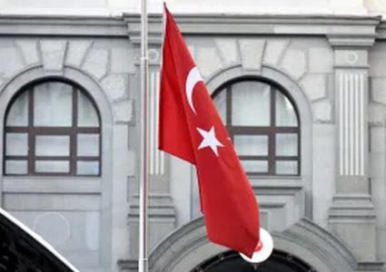 تركيا تستدعي سفيرها في تل أبيب