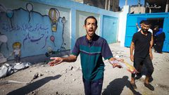 آثار الدمار جراء القصف الصهيوني على مراكز الإيواء شمال قطاع غزة