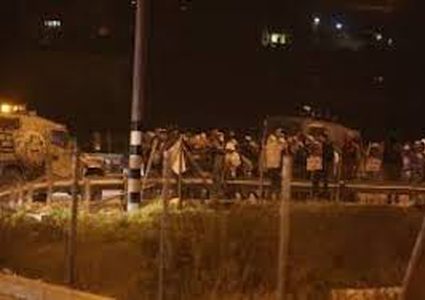 مسيرة استفزازية للمستوطنين في أحياء البلدة القديمة في الخليل