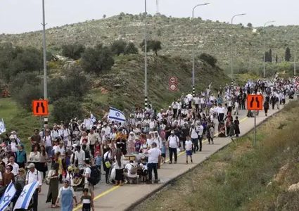 مسيرة استفزازية للمستوطنين جنوب نابلس