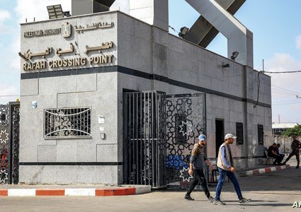 تنويه للمواطنين العالقين المتواجدين في العريش