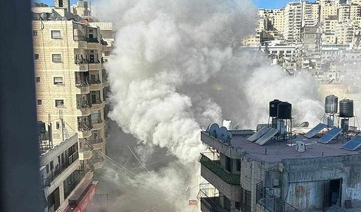 الاحتلال يفجر منزل الأسير محمد الزلباني بمخيم شعفاط