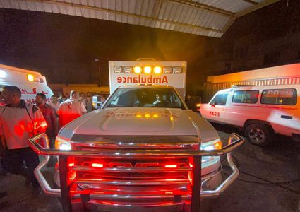 صور لوصول عدد من سيارات الإسعاف لصالح جمعية الهلال الأحمر الفلسطيني، إهداء من دولة وشعب الكويت ضمن حملة #فزعة_لفلسطين .

وجاري تجهيزهم لدخولهم الخدمه عوضا عن الذي تم إستهدافهم سابقا وخرجو عن الخدمه .