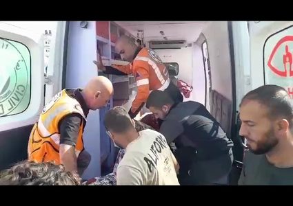 شهداء ارتقوا بعد قصف طيران الاحتلال منزلاً لعائلة شحادة غرب مخيم النصيرات