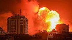 شهداء وجرحى في غارات إسرائيلية على منازل ومستشفيات ومدارس في غزة