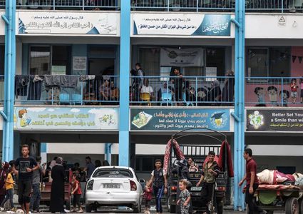 عُمان تقدم 3 ملايين دولار لدعم جهود الأونروا