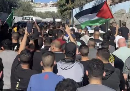 تشييع جثماني الشهيدين محمد عزية وقدري حطاب في بيت لحم ونابلس